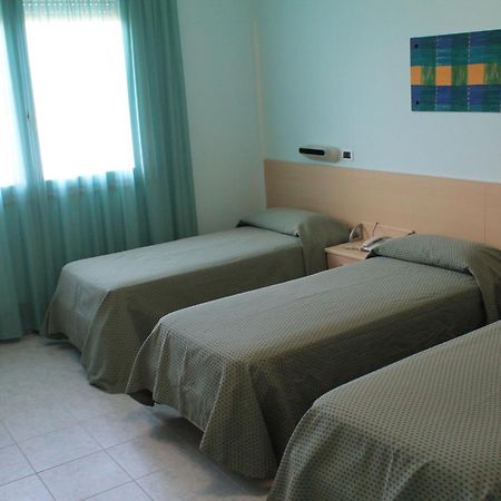 Hotel Minerva Brindisi Pokoj fotografie